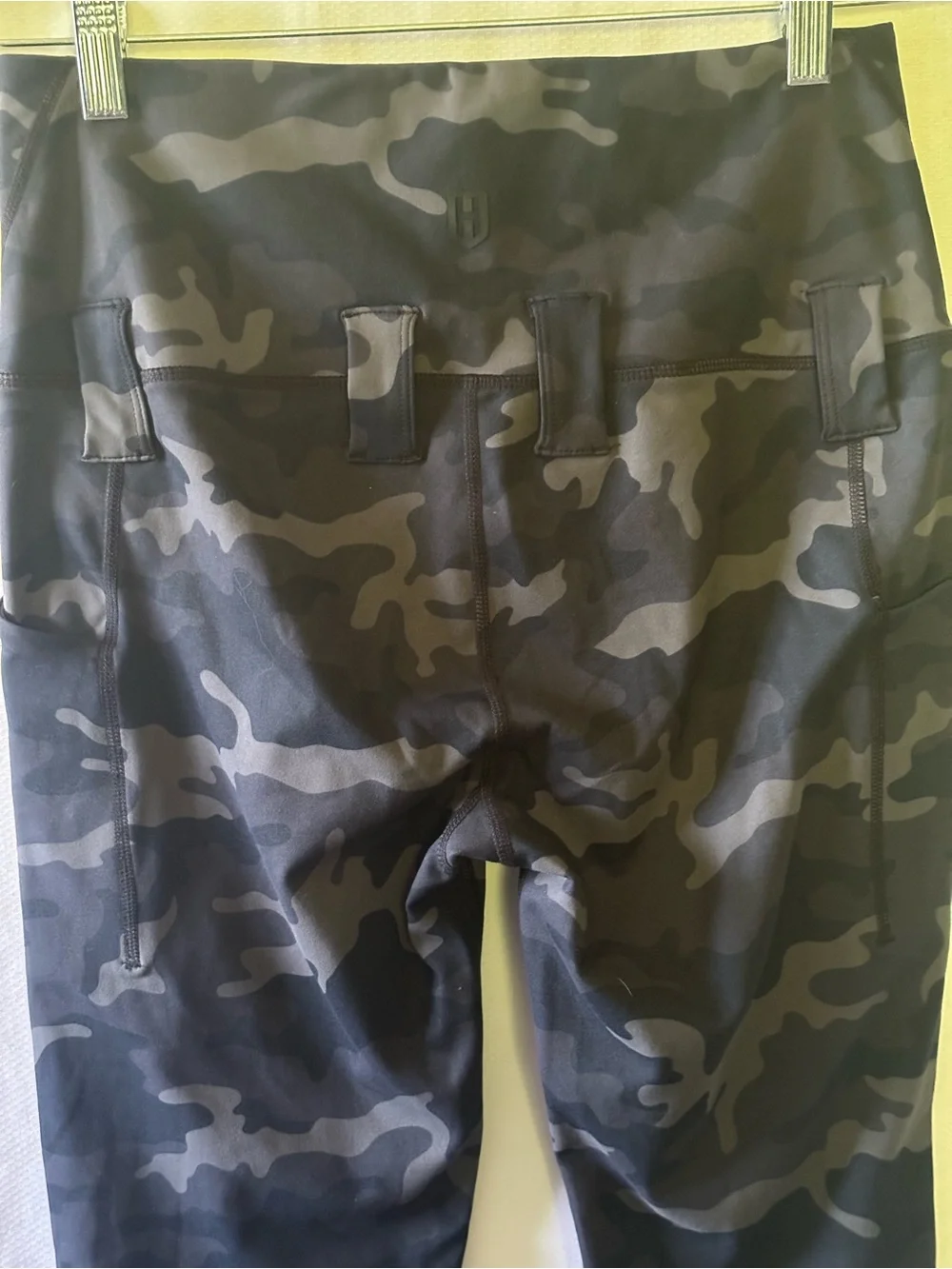 Howitzer Patriot MFG Black Camo Leggings Women’s Large Tactical Gym NWT - Picture 5 of 8